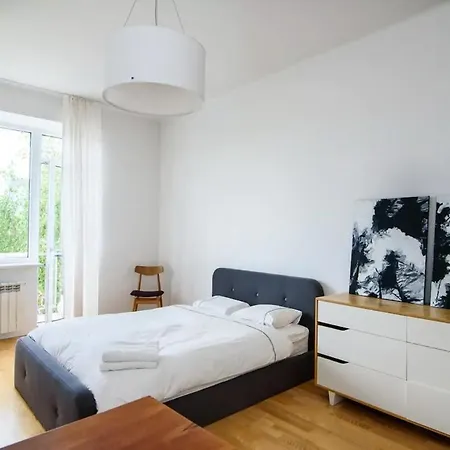 Charming Flat With Great Location By Urban Rent Appartement Vilnius