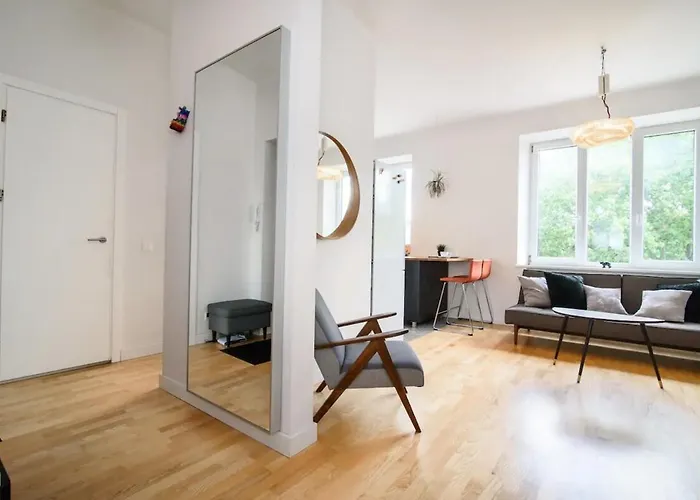 Charming Flat With Great Location By Urban Rent וילנה